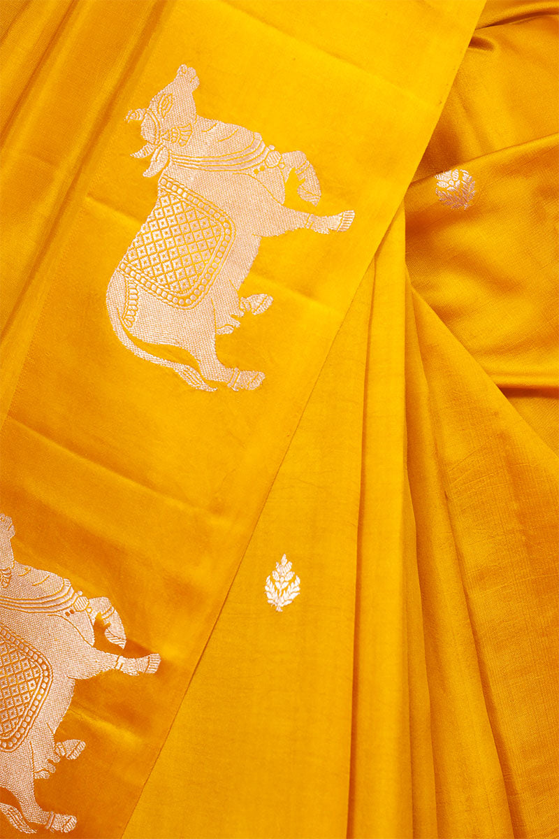 Pichwai Handloom Banarasi Silk Saree