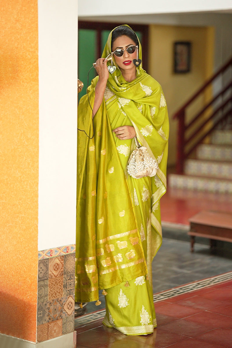 Peridot Green Banarasi Saree with Floral Motifs - Pavitra Sagar