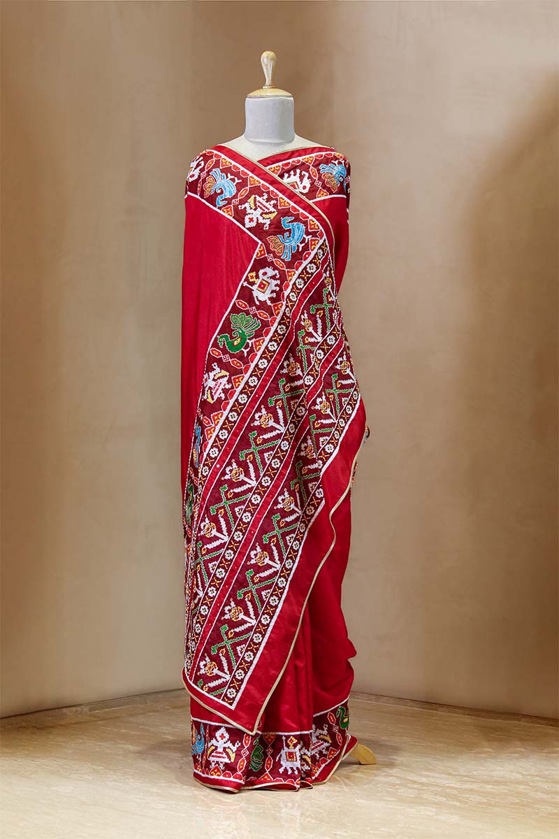 saree, red saree, patola Saree, wedding saree, bridal saree, silk saree for wedding, silk saree, saree fashion, traditional saree, bollywood saree, indian saree