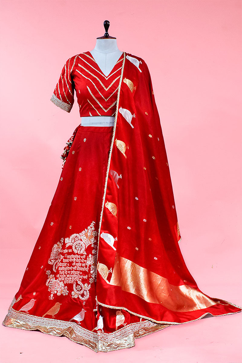 bridal lehenga, wedding lehenga, Red Lehenga, Lehenga for diwali,  lehenga for wedding, gayatri mantra