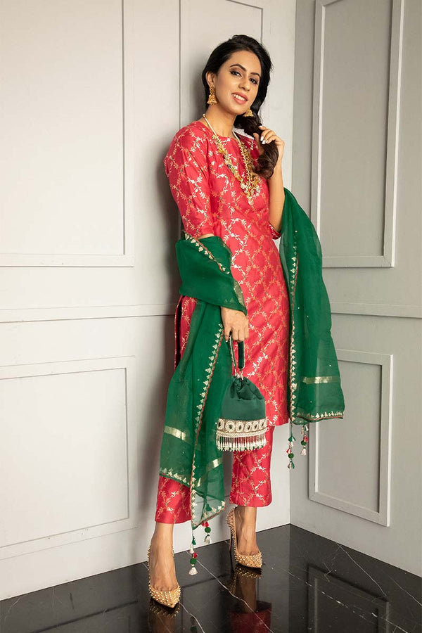 Pavitra Sagar In Rufous Red Handwoven Mulberry Silk Suit Set