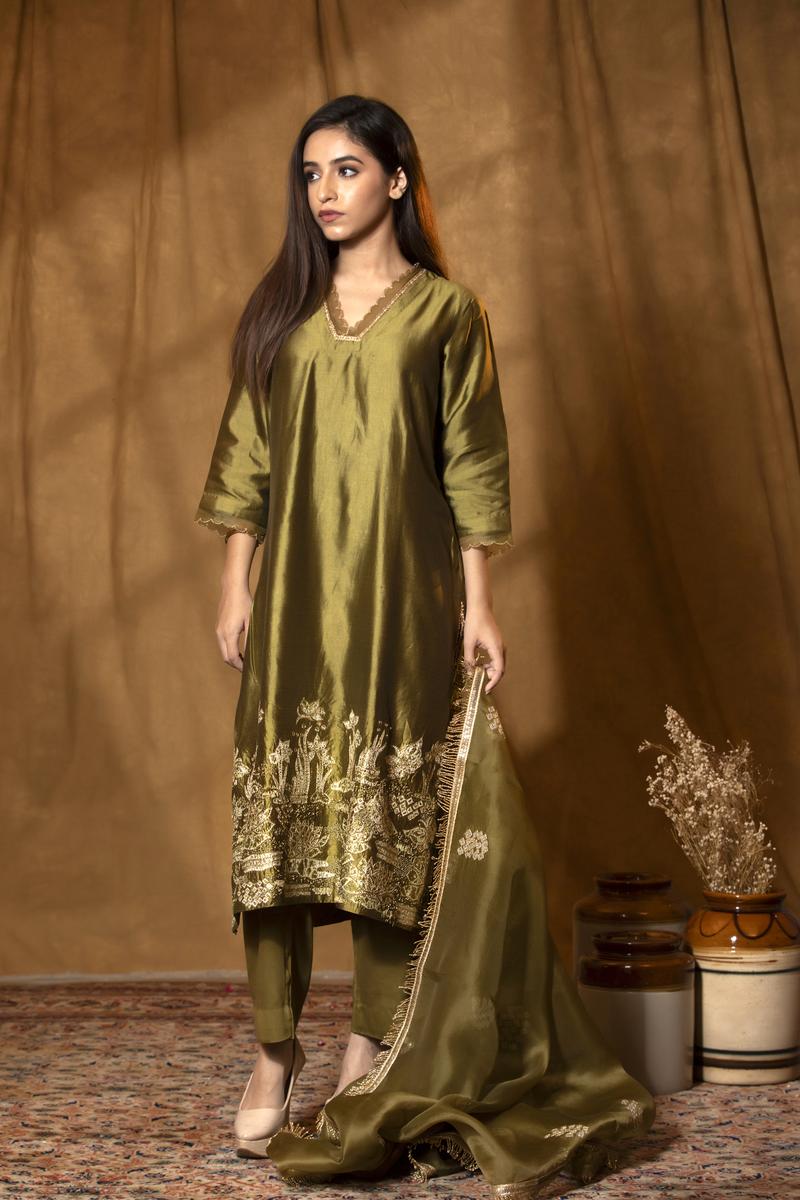 Olive Green Chiniya Silk Suit Set with Tie-Dye Marine Motifs